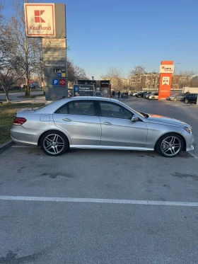 Mercedes-Benz E 500 E550 AMG V8 BITURBO | 105k km | Панорама | Масаж, снимка 2
