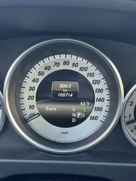 Mercedes-Benz E 500 E550 AMG V8 BITURBO | 105k km | Панорама | Масаж, снимка 12