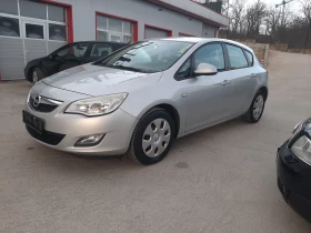 Opel Astra 1.4i 100кс, снимка 1
