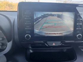 Toyota Yaris 29900km.HYBRID, снимка 12