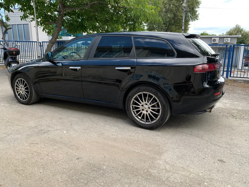 Alfa Romeo 159 sportwagon 1.9jtd 8v    120 к.с. , снимка 7 - Автомобили и джипове - 47173850