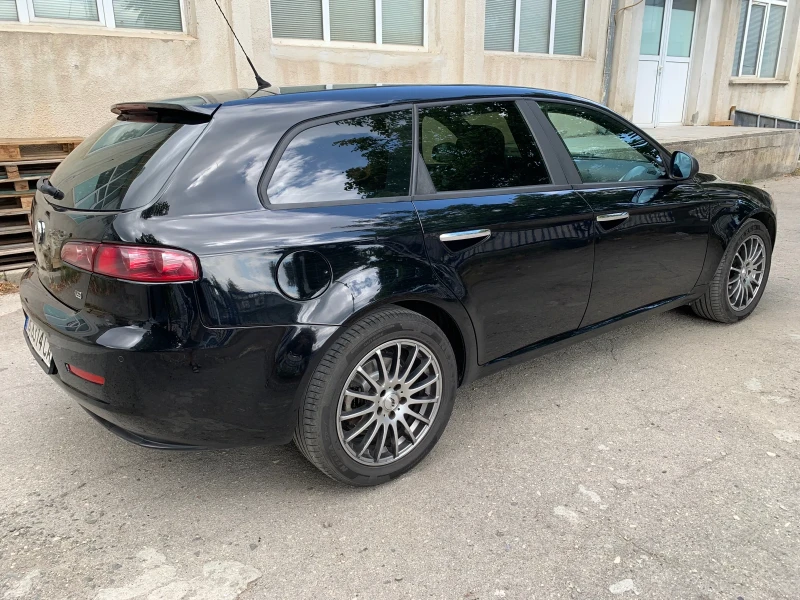 Alfa Romeo 159 sportwagon 1.9jtd 8v    120 к.с. , снимка 6 - Автомобили и джипове - 47173850