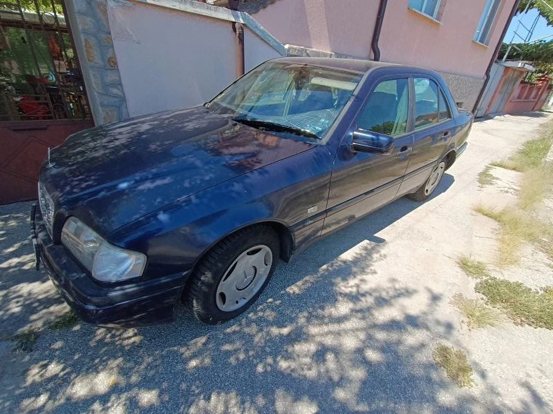 Mercedes-Benz CLC 180, снимка 3 - Автомобили и джипове - 48043496