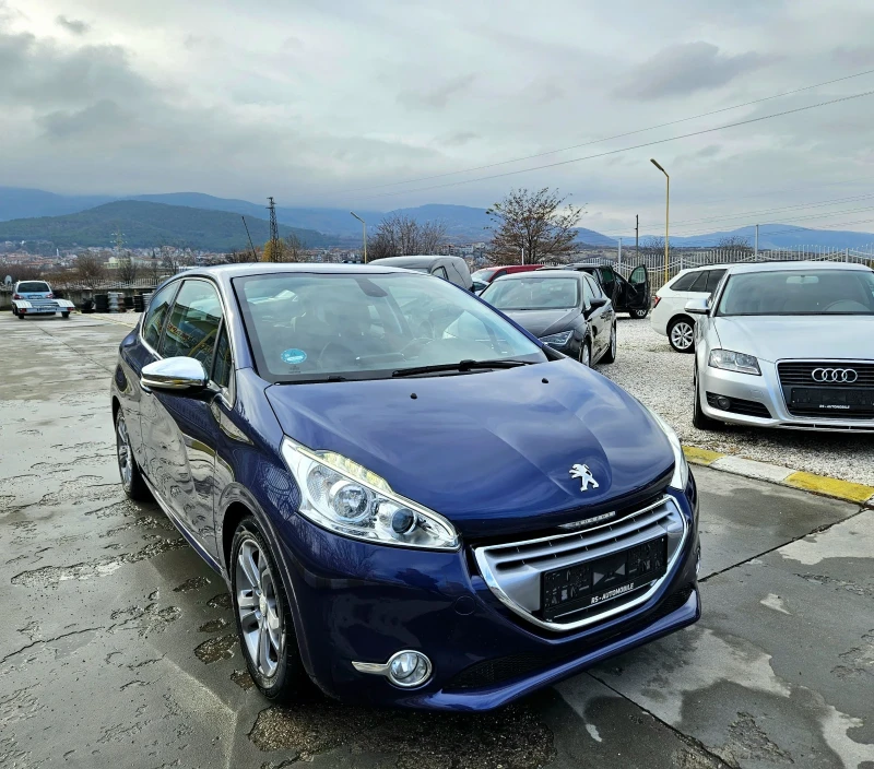 Peugeot 208 1.4 VTI Allure, снимка 2 - Автомобили и джипове - 48256235