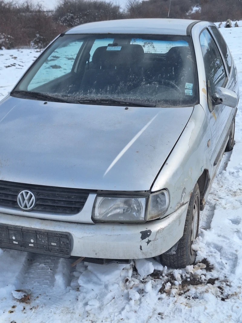 VW Polo, снимка 1 - Автомобили и джипове - 49222598