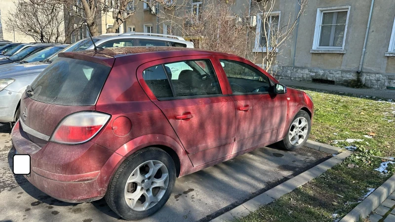 Opel Astra 1.8, снимка 4 - Автомобили и джипове - 49293467