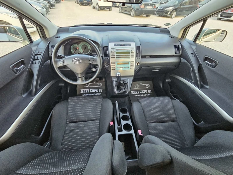 Toyota Corolla verso 2.2 D-4D/7-МЕСТНА, снимка 9 - Автомобили и джипове - 49469872