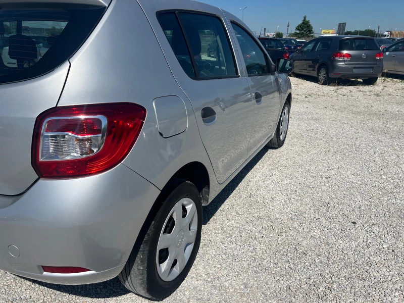 Dacia Sandero 1.5dci, снимка 5 - Автомобили и джипове - 50539004