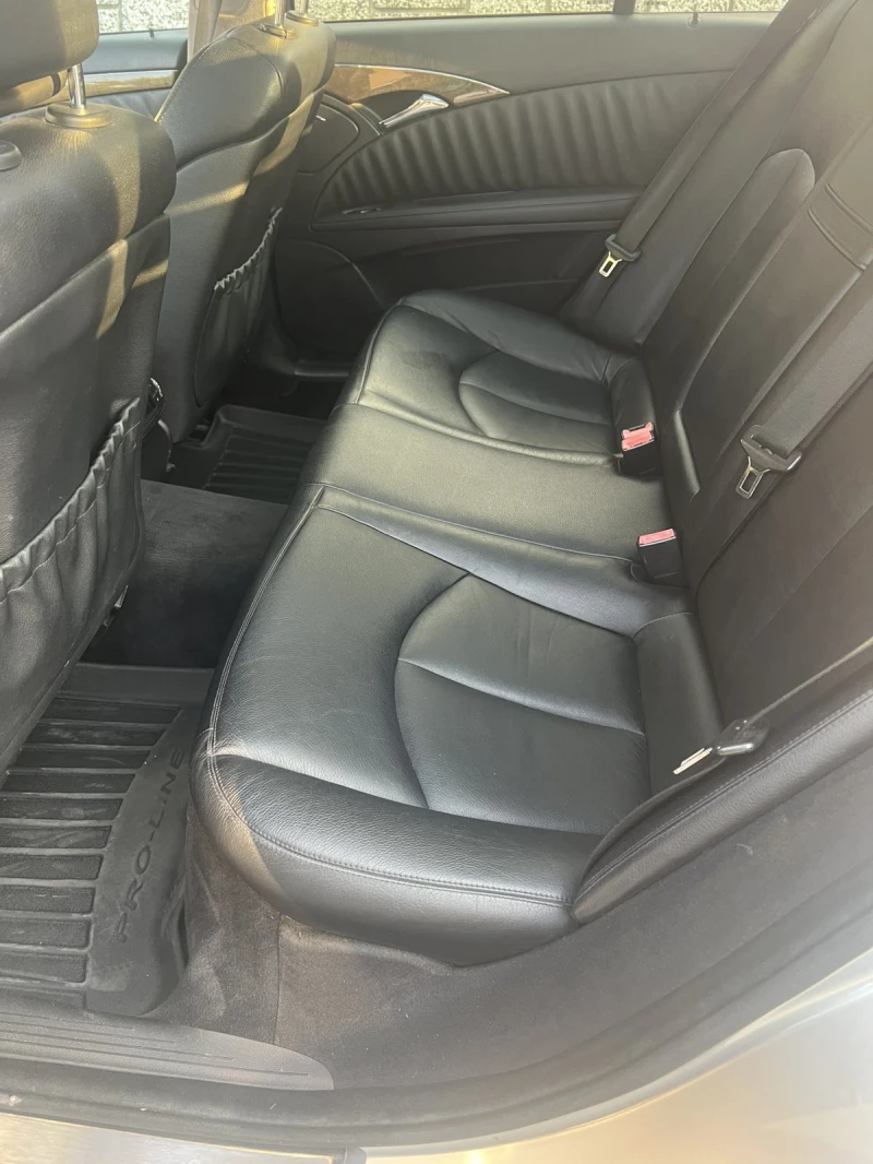 Mercedes-Benz E 320 E 320 CDI, снимка 16 - Автомобили и джипове - 51171585