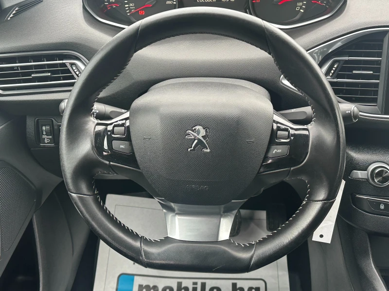 Peugeot 308 1.6HDI-NAVI-EURO6B-AUTOMAT-120к.с.-PDC-LED-2015g, снимка 12 - Автомобили и джипове - 53289542