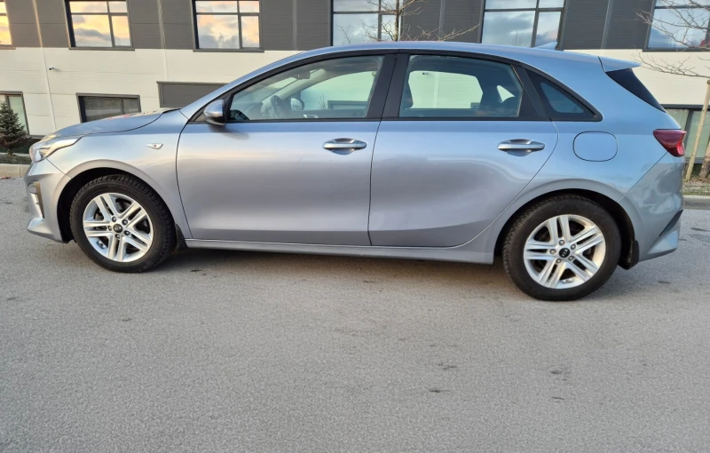 Kia Ceed 1.4 CAMERA NAVI EURO 6+ Lane, снимка 3 - Автомобили и джипове - 53299309