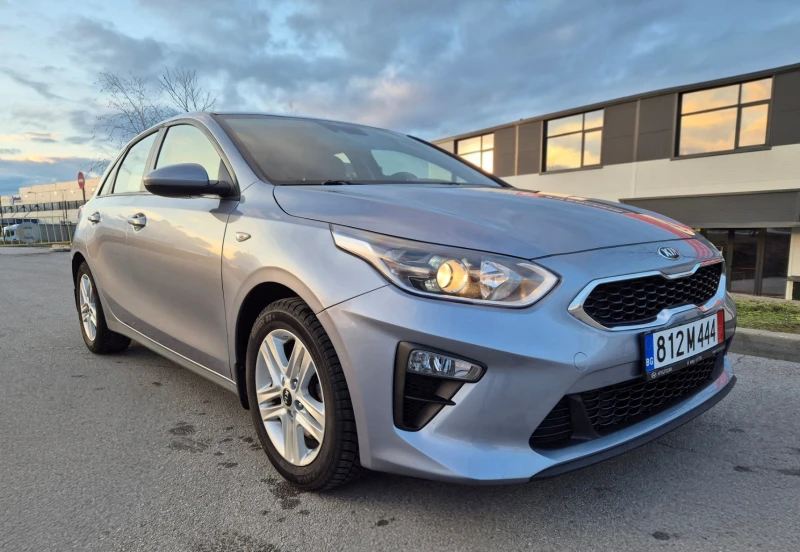Kia Ceed 1.4 CAMERA NAVI EURO 6+ Lane, снимка 4 - Автомобили и джипове - 53299309