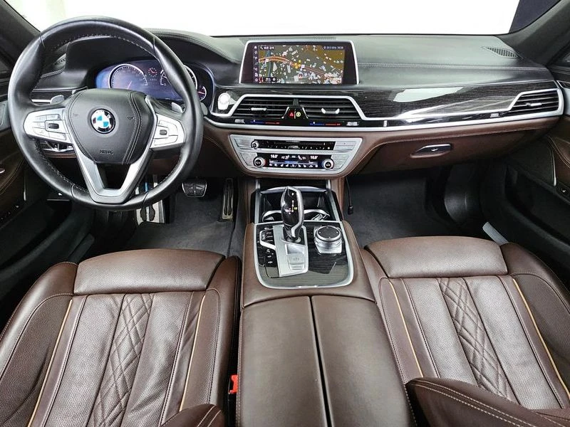 BMW 740 740d xDrive M Sport| 320к.с.| ВКЛ.ТЕХНОТЕСТ, снимка 7 - Автомобили и джипове - 55441925