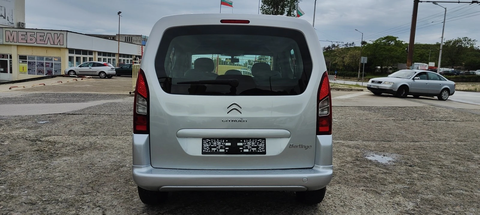 Citroen Berlingo HDI-Face-5м-15г - изображение 6