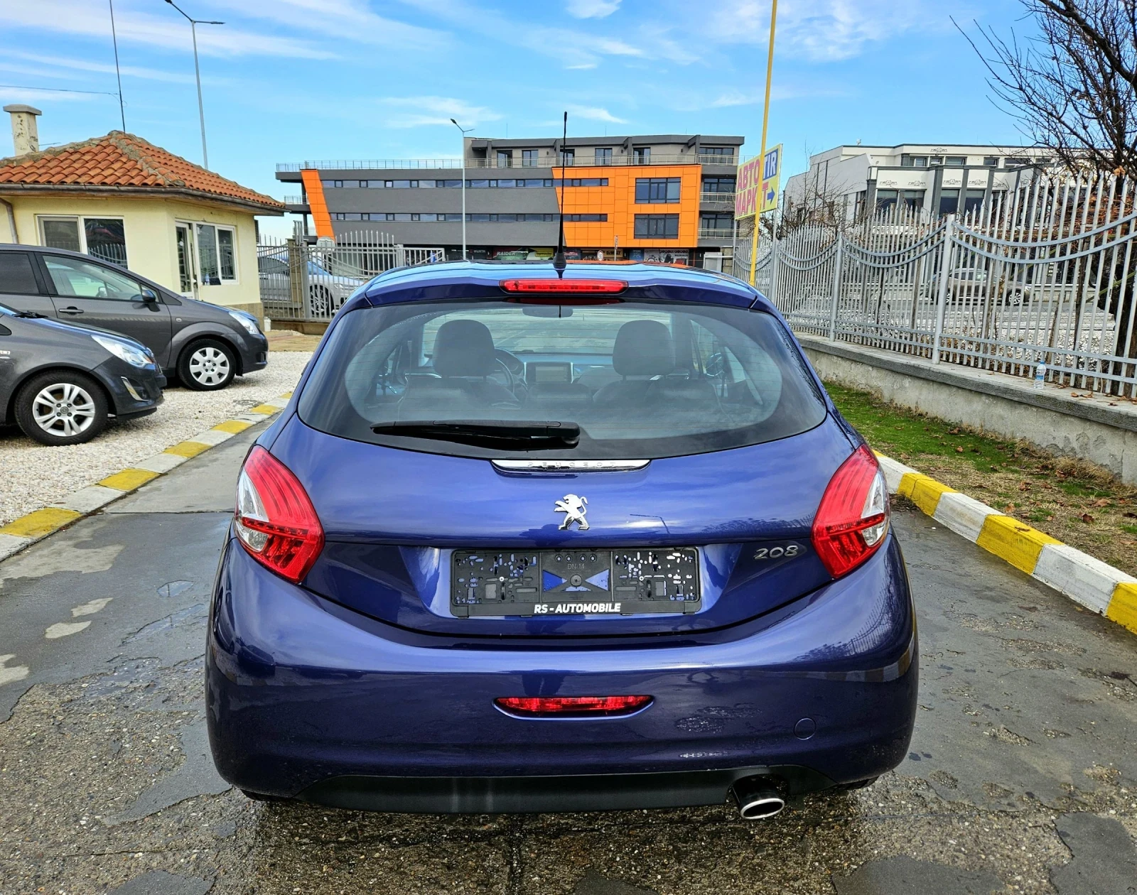 Peugeot 208 1.4 VTI Allure - изображение 6