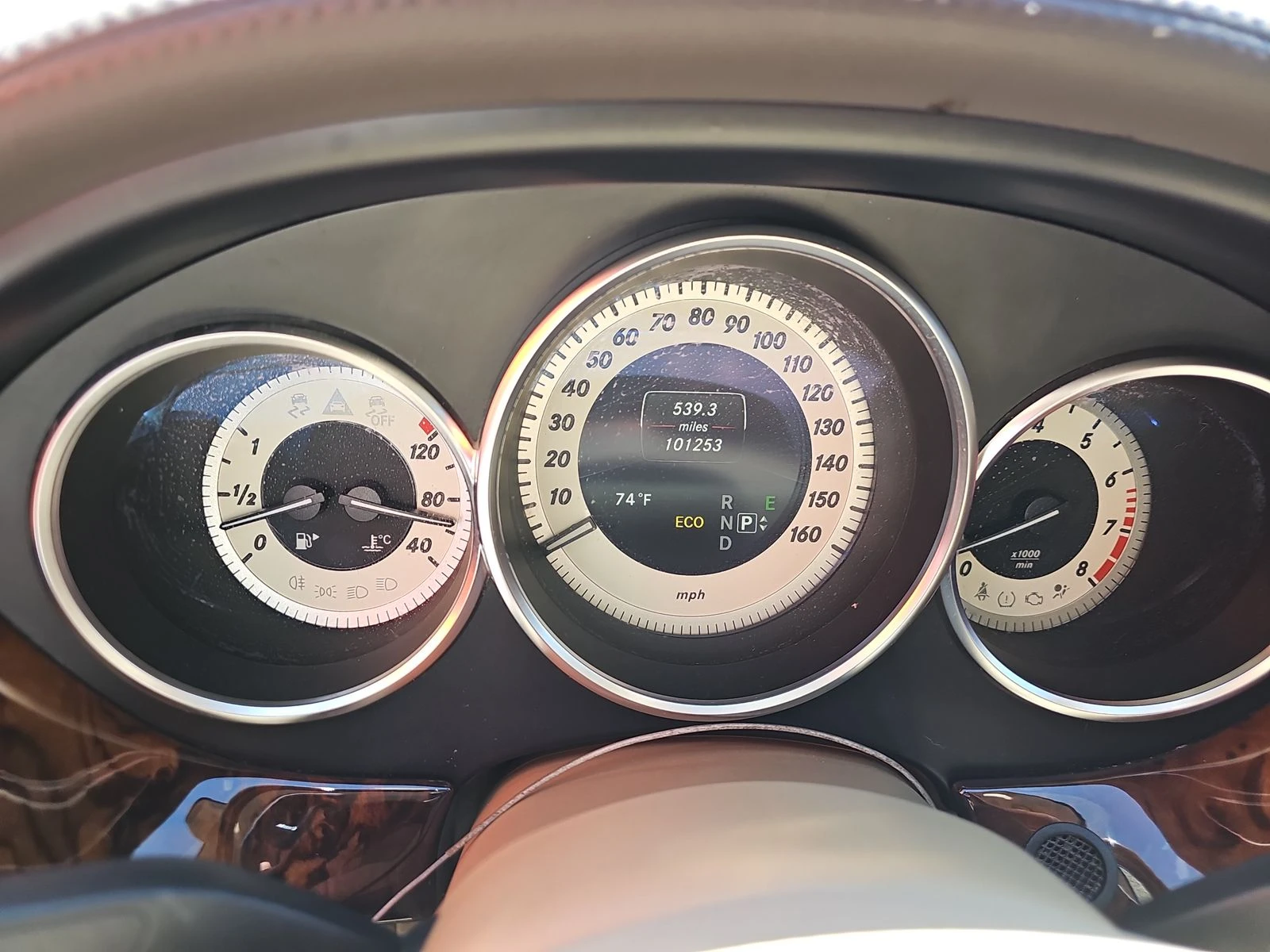 Mercedes-Benz CLS * Harman Kardon* DISTRONIC * ПОДГРЕВ* ОБДЪУХВАНЕ*  - изображение 10