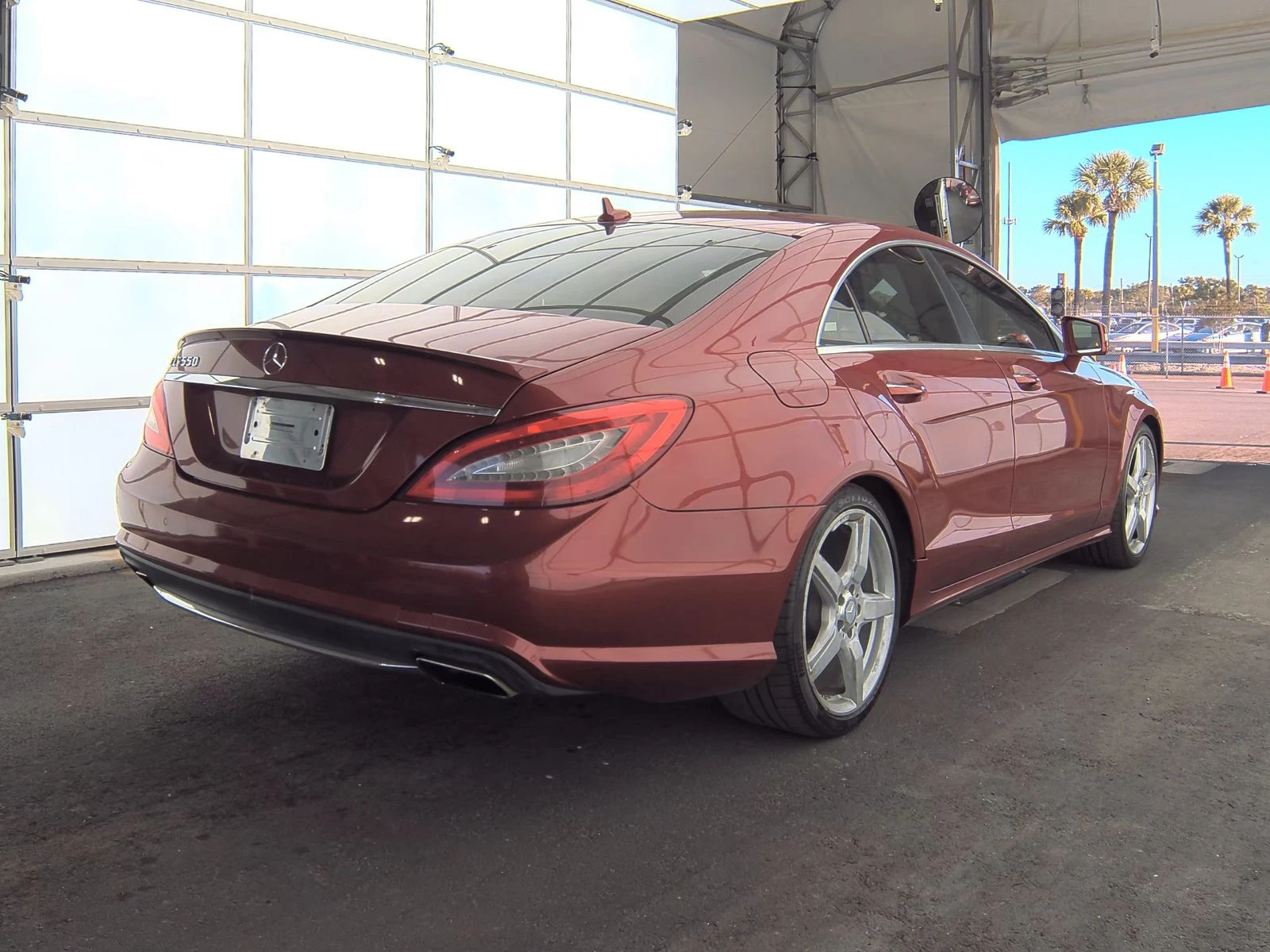 Mercedes-Benz CLS * Harman Kardon* DISTRONIC * ПОДГРЕВ* ОБДЪУХВАНЕ*  - изображение 2
