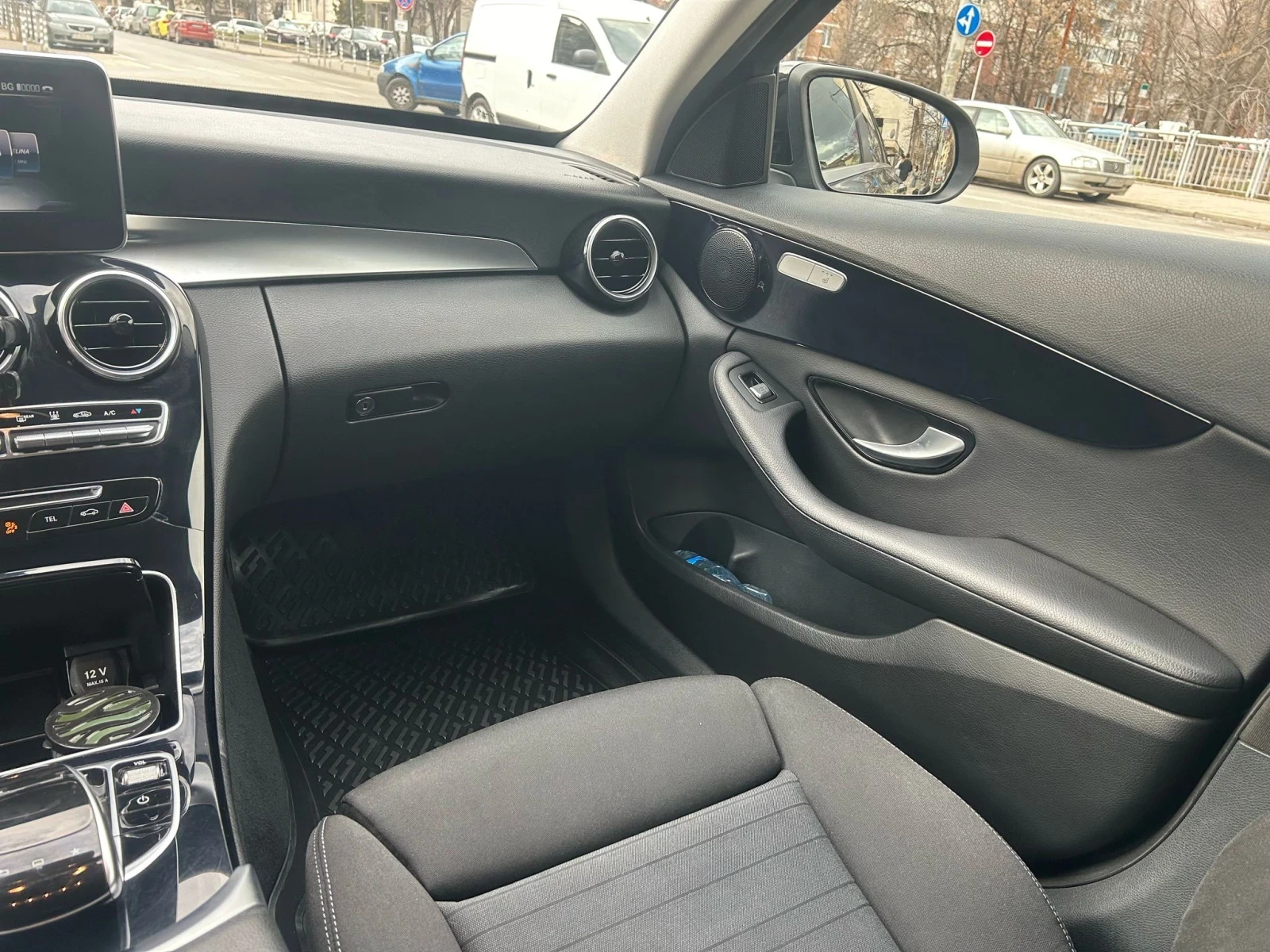 Mercedes-Benz C 220 9G Tronic* 4matic*  - изображение 9