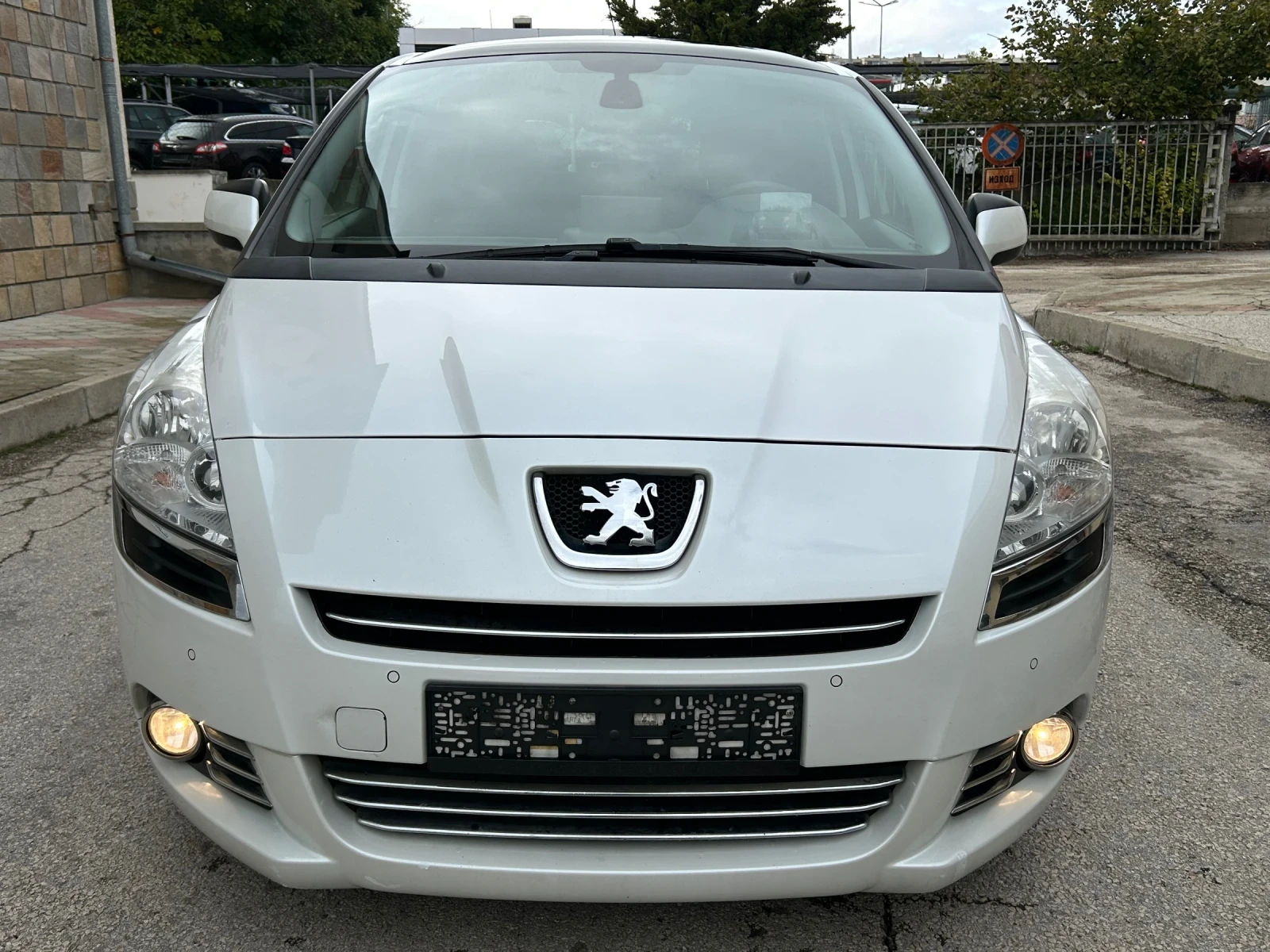 Peugeot 5008 1.6HDI БЯЛА ПЕРЛА FULL - изображение 2