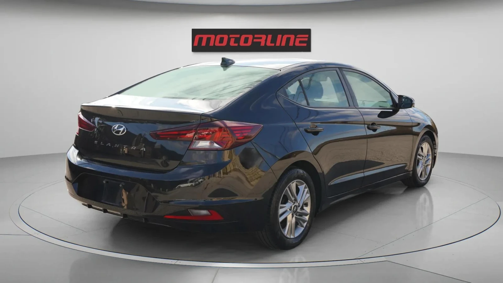 Hyundai Elantra Preferred FWD* Авто-Кредит(ЦЕНА ДО БЪЛГАРИЯ) - изображение 6