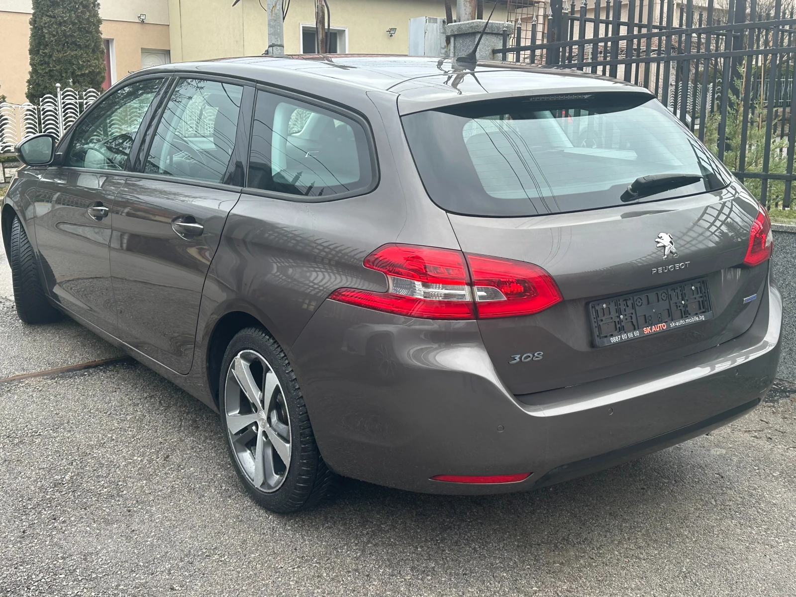 Peugeot 308 1.6HDI-NAVI-EURO6B-AUTOMAT-120к.с.-PDC-LED-2015g - изображение 5