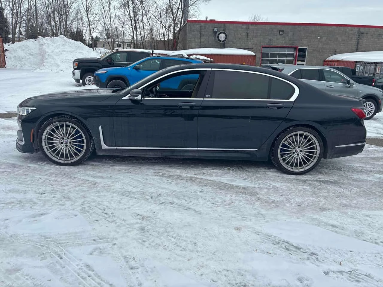 BMW 750 ALPINA B7 xDrive Sedan| БЕЗ УДАРИ| CARFAX - изображение 2