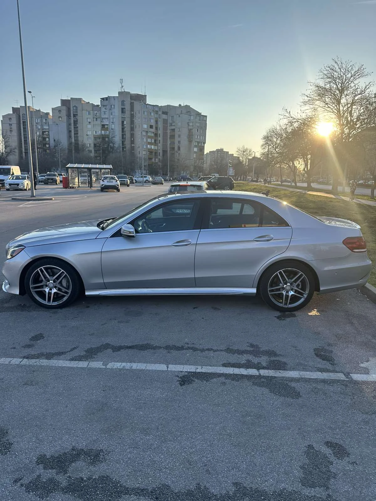 Mercedes-Benz E 500 E550 AMG V8 BITURBO | 105k km | Панорама | Масаж, снимка 4 - Автомобили и джипове - 53715270