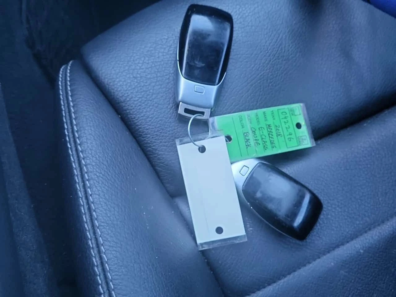 Mercedes-Benz E 400 * CARFAX * 2 �����* 2 ���� ����*  | Mobile.bg � ����������� 9