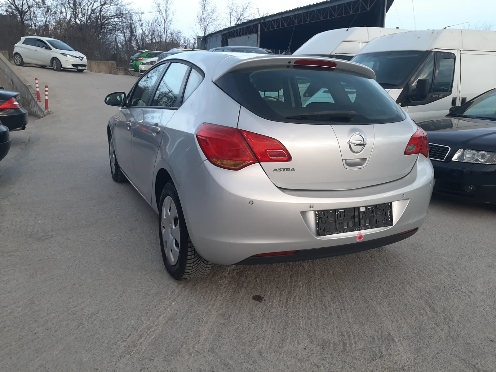 Opel Astra 1.4i 100кс, снимка 7 - Автомобили и джипове - 53892085