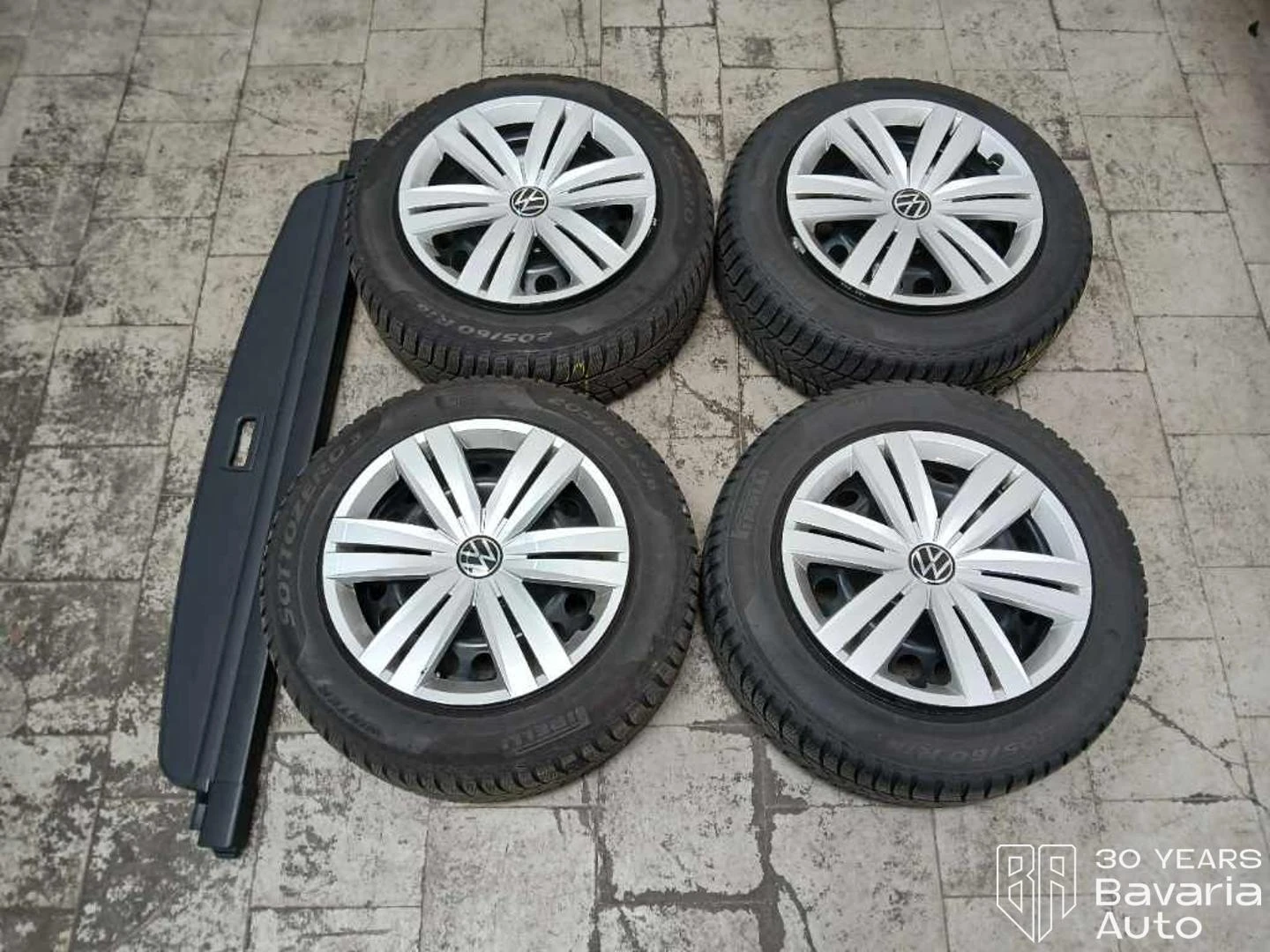 VW Touran Comfortline DSG, снимка 17 - Автомобили и джипове - 54289152