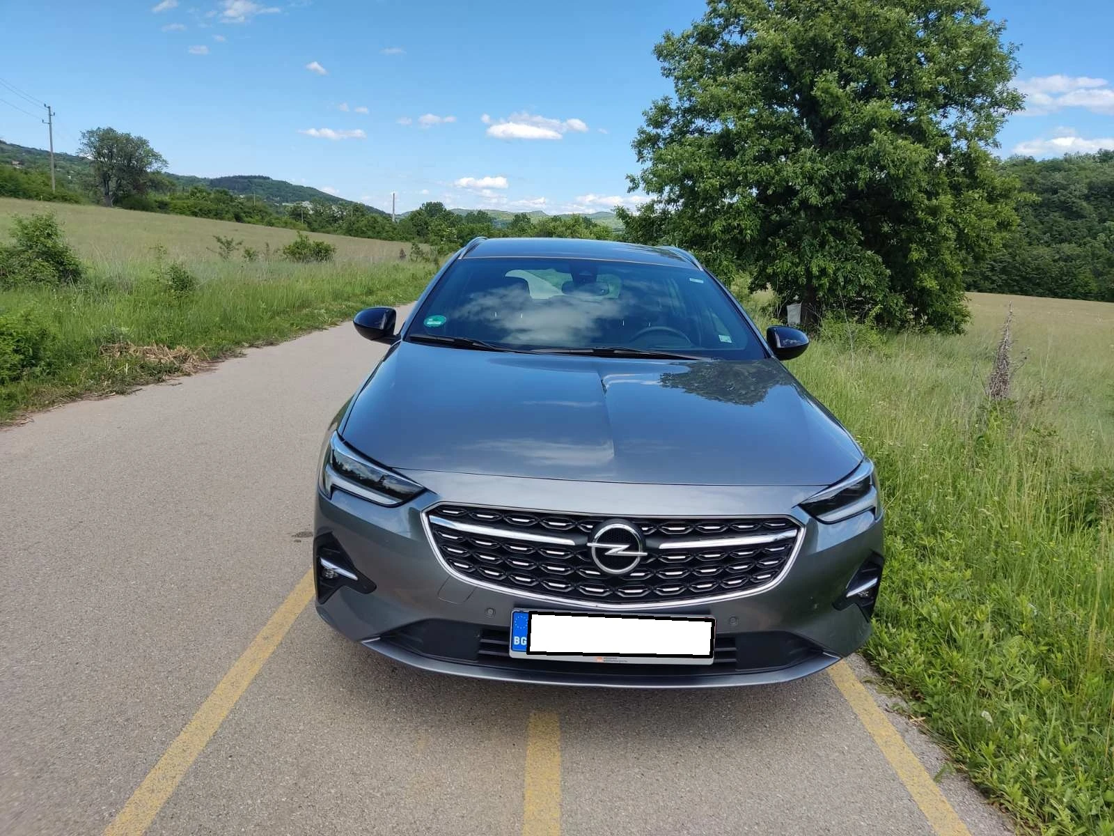 Opel Insignia 50 000 km. * Head up * Digital * FULL, снимка 2 - Автомобили и джипове - 54457528