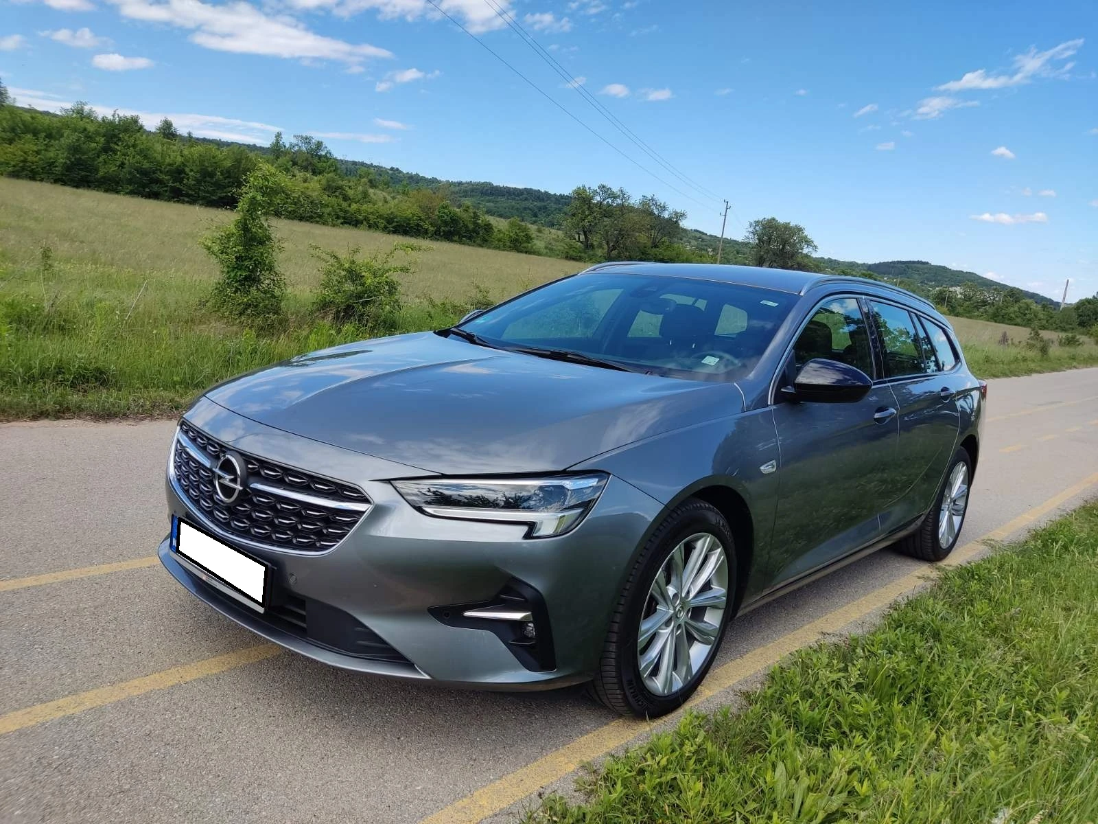 Opel Insignia 50 000 km. * Head up * Digital * FULL, снимка 3 - Автомобили и джипове - 54457528