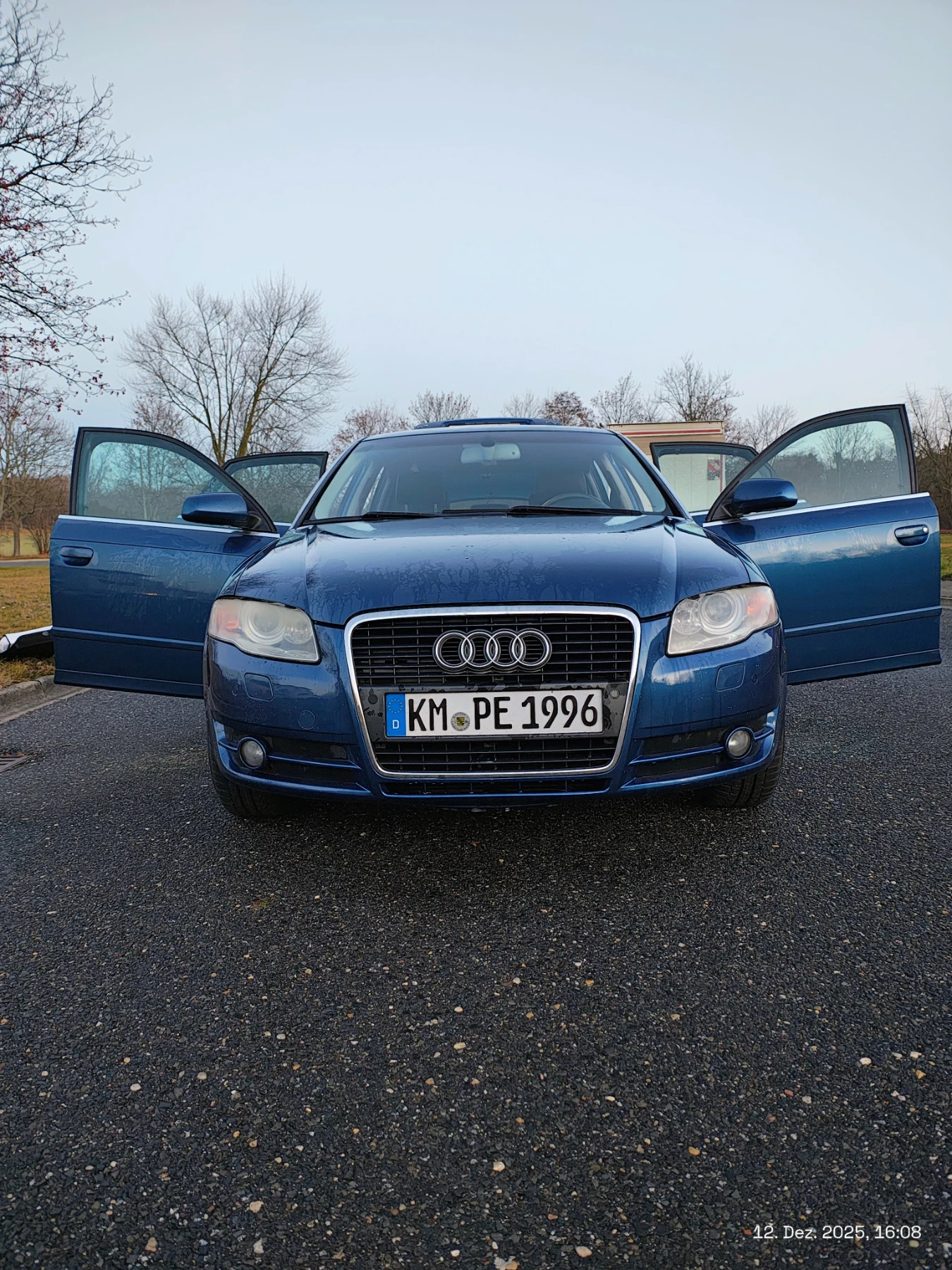 Audi A4 2.0, снимка 11 - Автомобили и джипове - 54664819