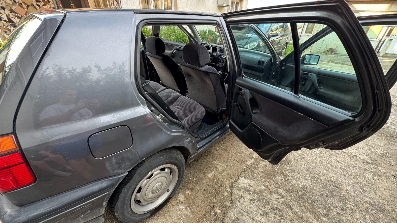 VW Golf, снимка 2 - Автомобили и джипове - 55005845