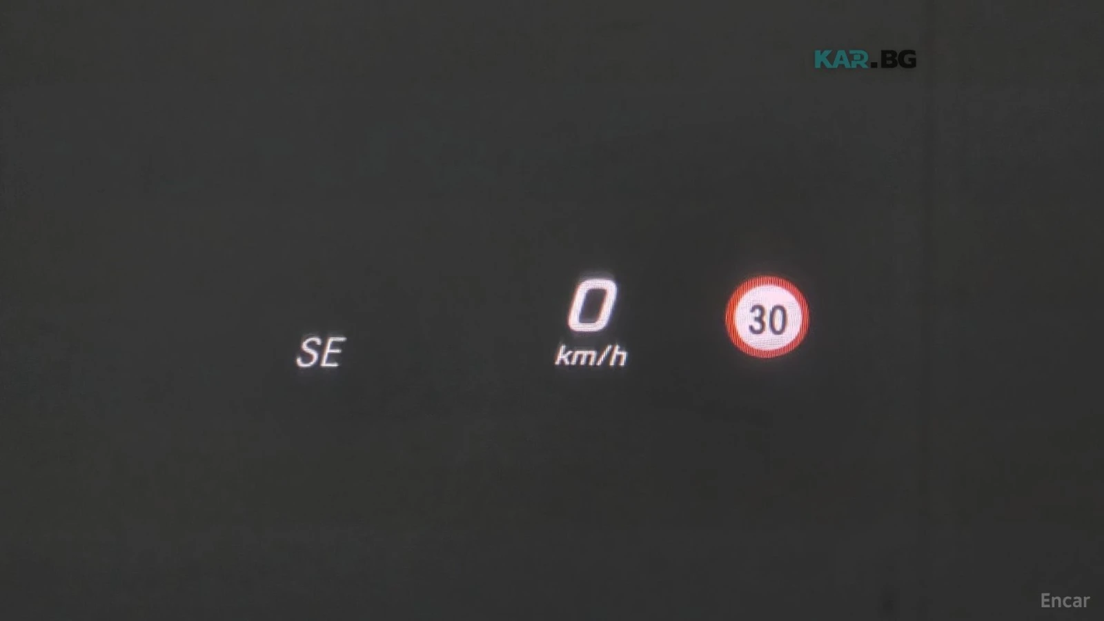 Mercedes-Benz E 300 4MATIC AMG* HUD* КОЖА* ПАНО, снимка 16 - Автомобили и джипове - 55120104