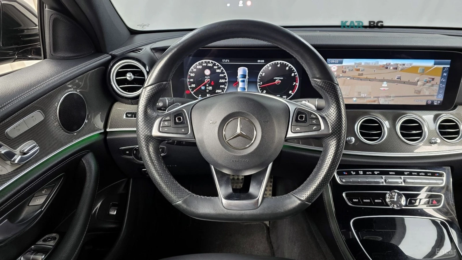 Mercedes-Benz E 300 4MATIC AMG* HUD* КОЖА* ПАНО, снимка 13 - Автомобили и джипове - 55120104