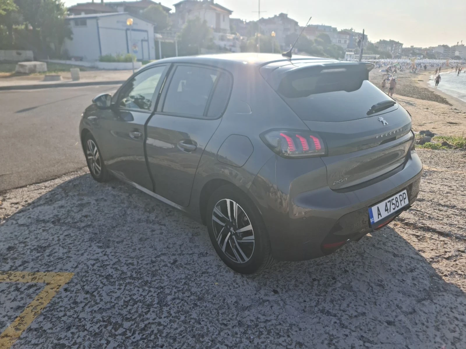 Peugeot 208 | Mobile.bg � ����������� 3