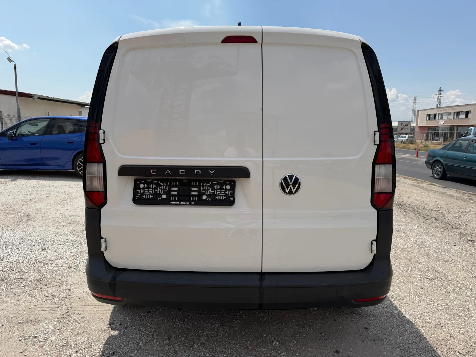 VW Caddy 2.0 TDI , снимка 6 - Автомобили и джипове - 55323326