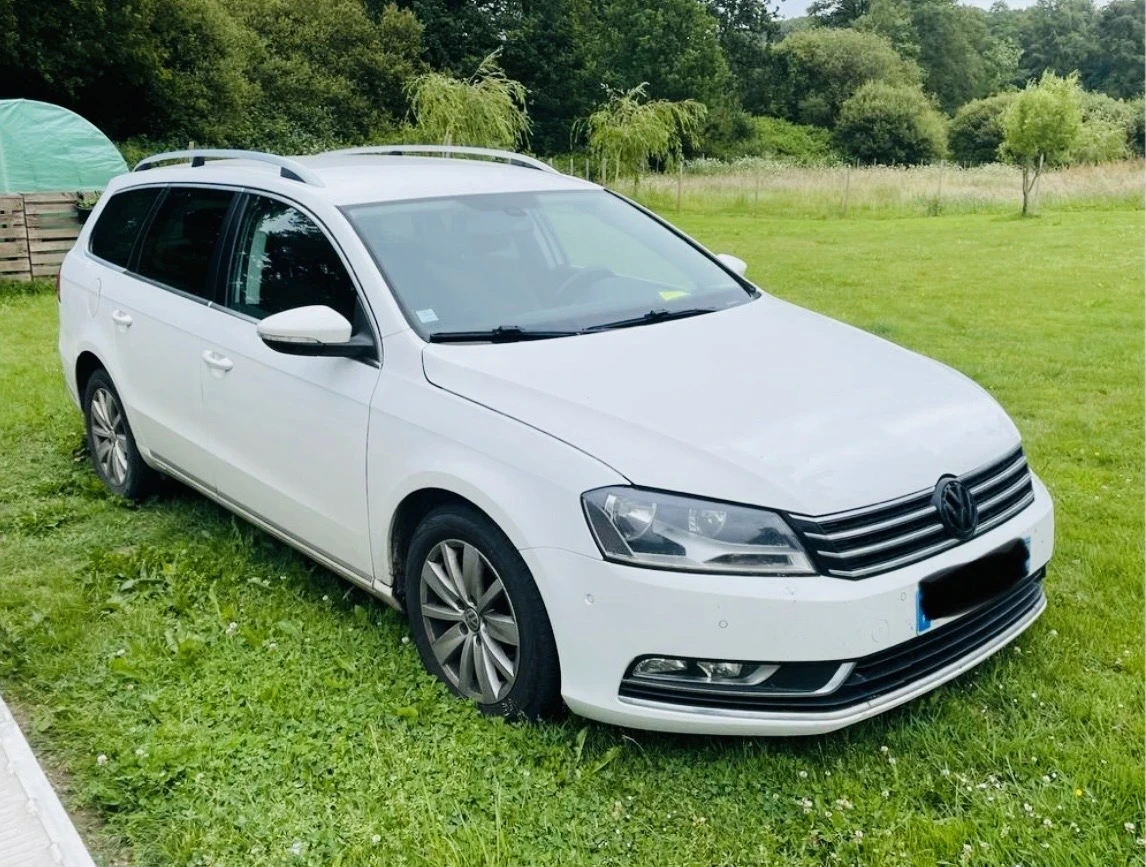 VW Passat Нов внос реални километри топ състояние 