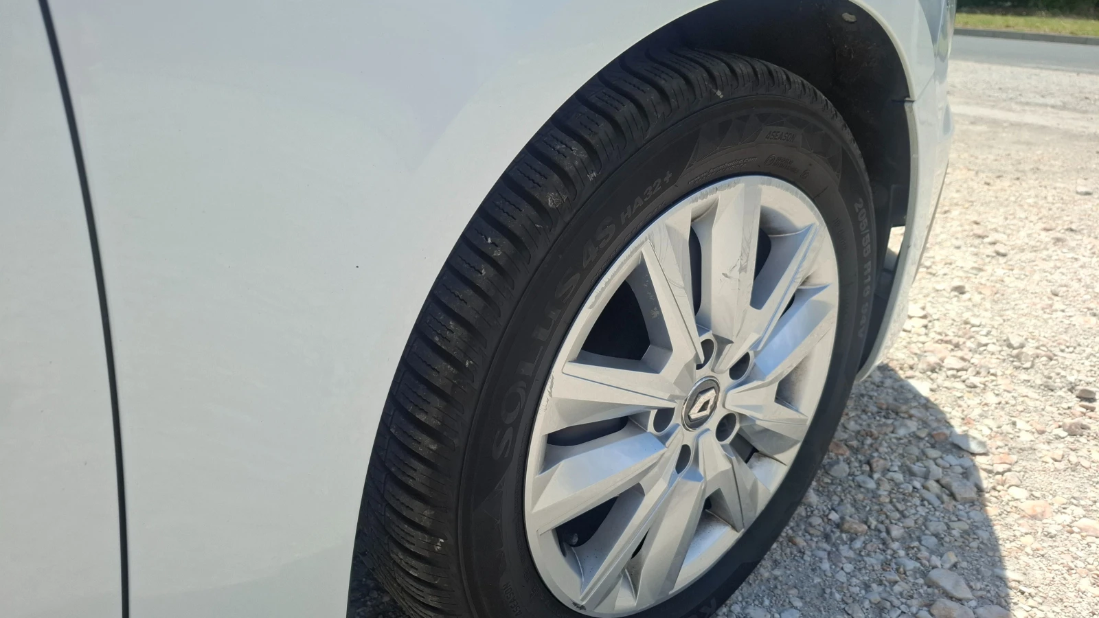 Renault Megane 1.5 DCI facelift , снимка 7 - Автомобили и джипове - 55601657