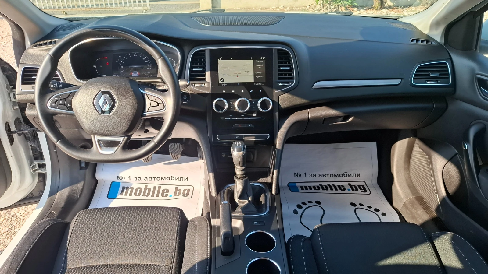 Renault Megane 1.5 DCI facelift , снимка 12 - Автомобили и джипове - 55601657