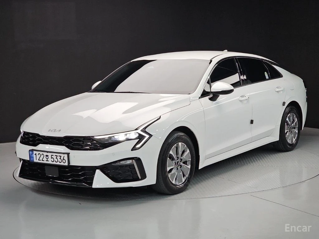 Kia K8 HYBRID* PRESTIGE* ОБДУХВАНЕ* LANE* ASSIST* 360КАМЕ