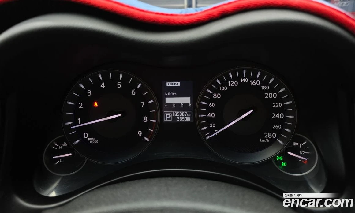 Infiniti Q70 3.7 Style, снимка 8 - Автомобили и джипове - 56123100