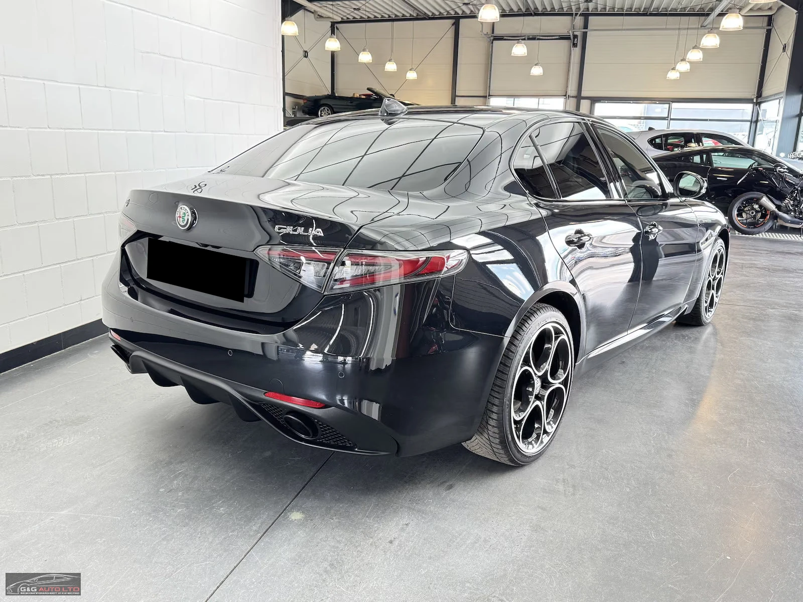 Alfa Romeo Giulia COMPETIZIONE/Q4/280HP/CAM/907z, снимка 4 - Автомобили и джипове - 56207772