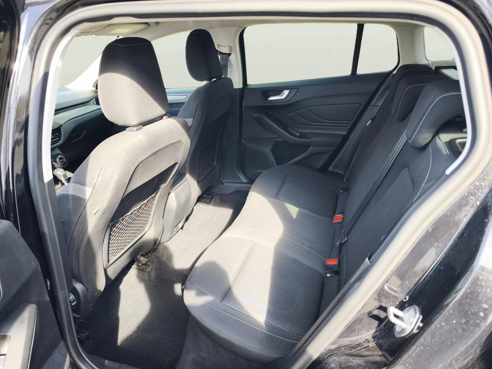 Ford Focus 1.0 EcoBoost, снимка 8 - Автомобили и джипове - 56435096