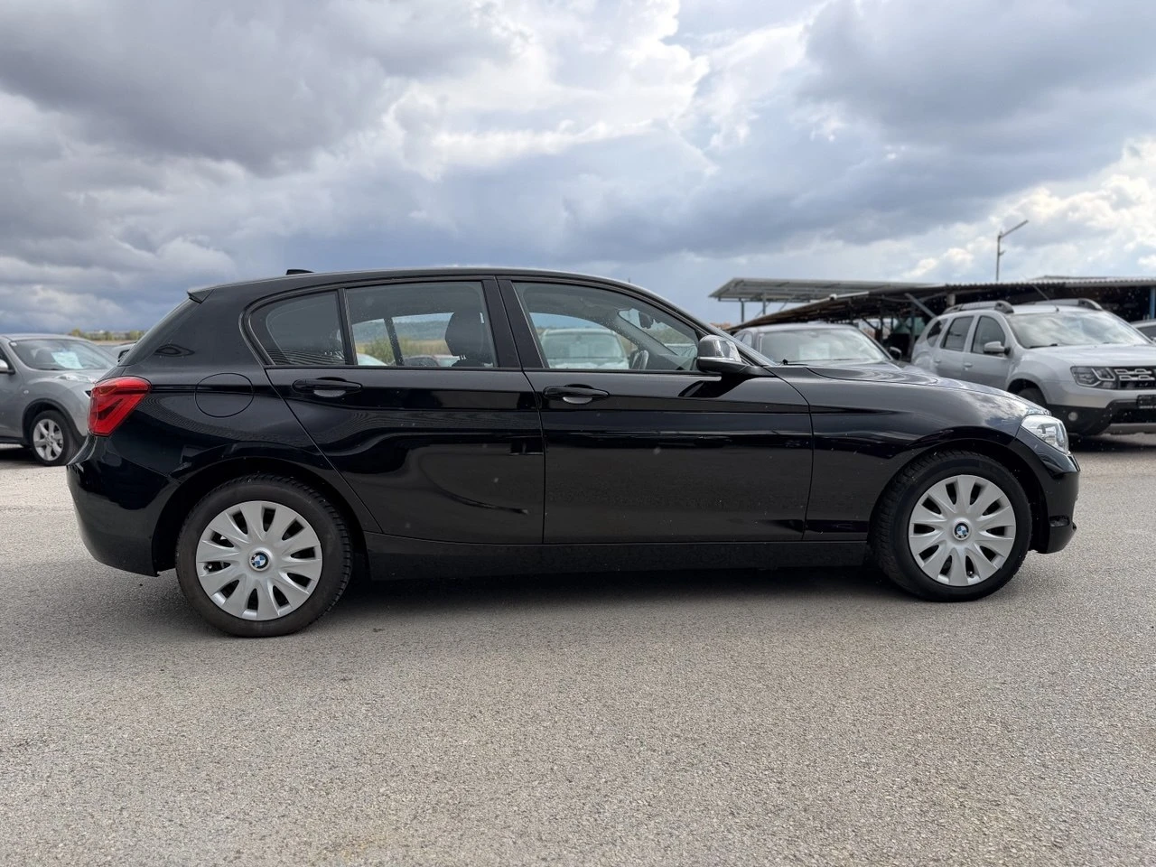 BMW 116 i FACELIFT, снимка 7 - Автомобили и джипове - 56534093