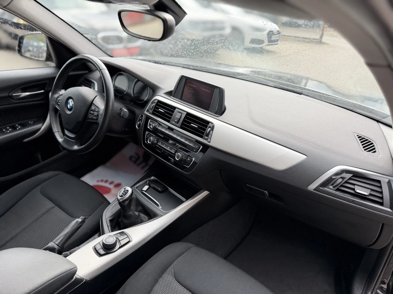 BMW 116 i FACELIFT, снимка 15 - Автомобили и джипове - 56534093