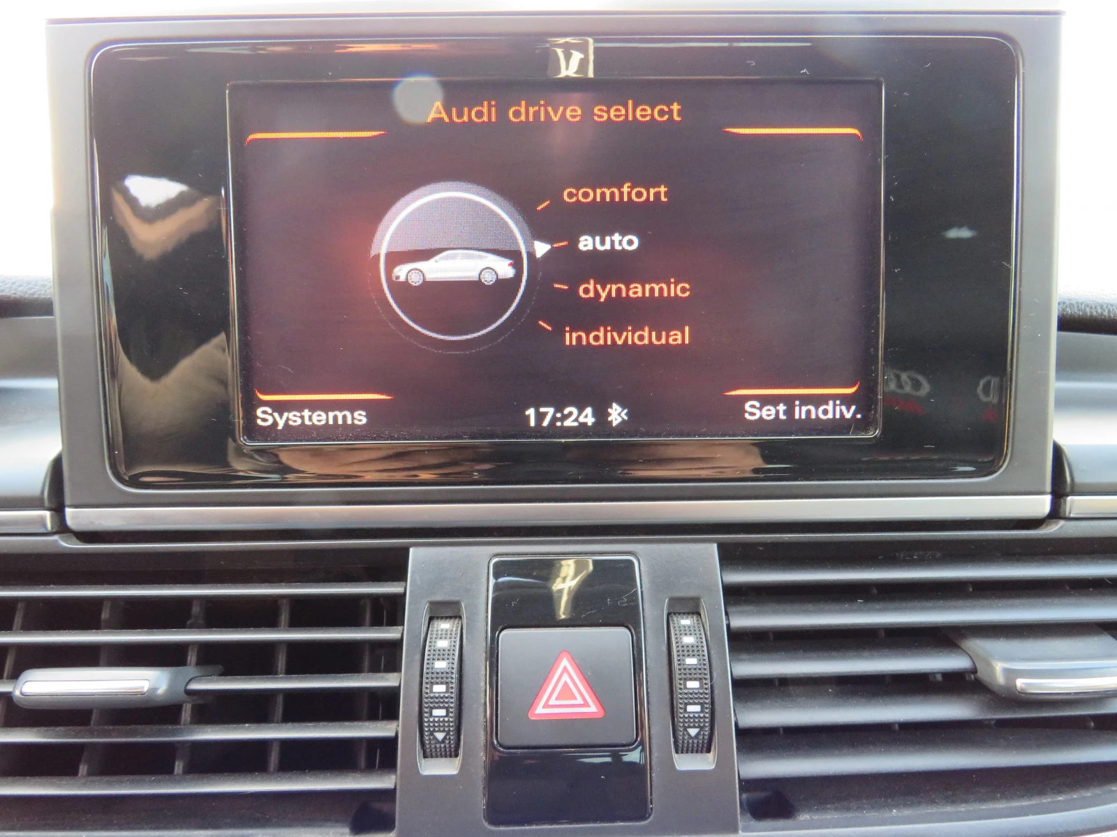 Audi A7 3.0TDI S-LINE, снимка 16 - Автомобили и джипове - 56621831