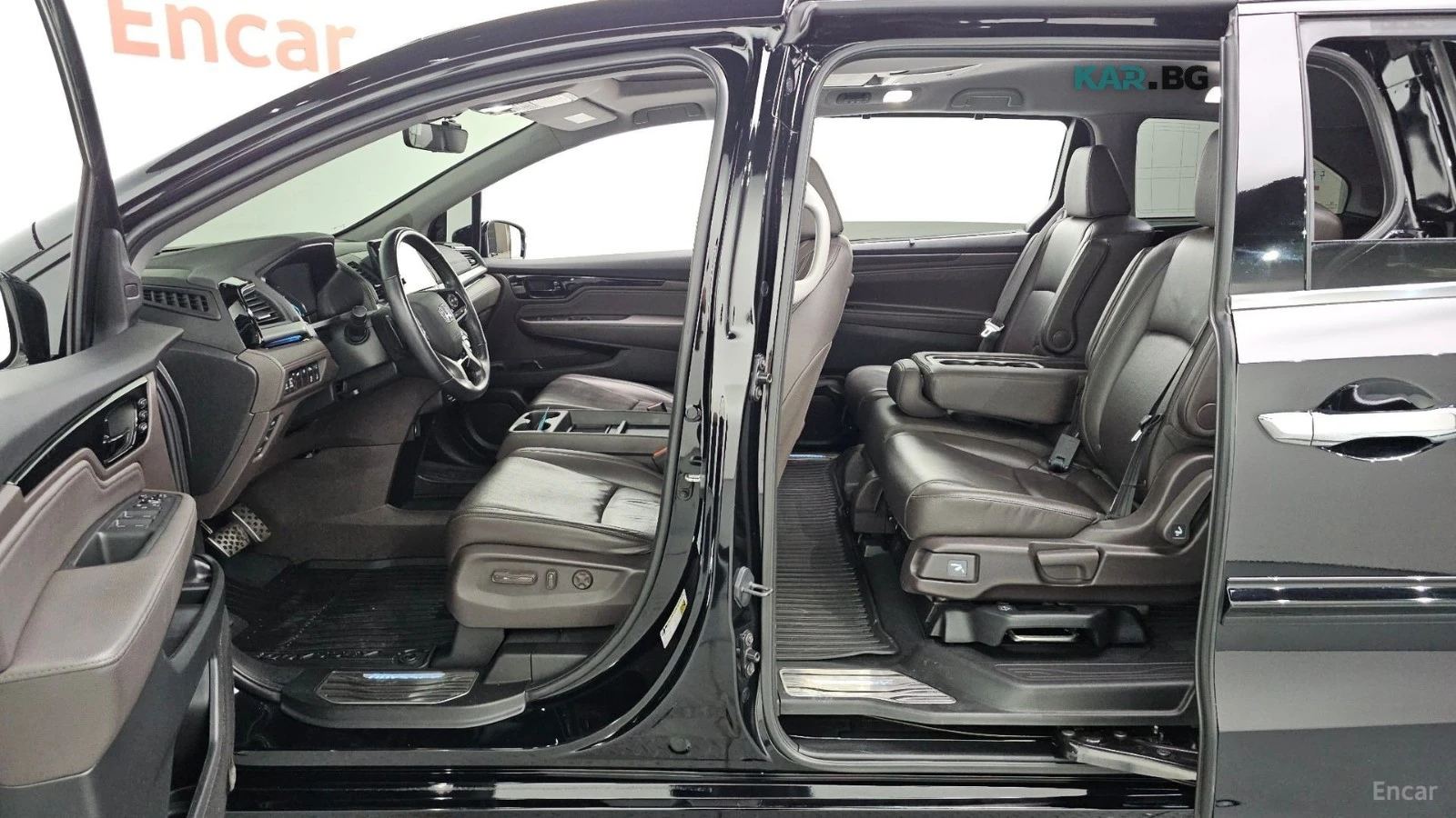 Honda Odyssey * * Distronic* * Camera* * Keyless* * Lane assist*, снимка 15 - Автомобили и джипове - 56702282