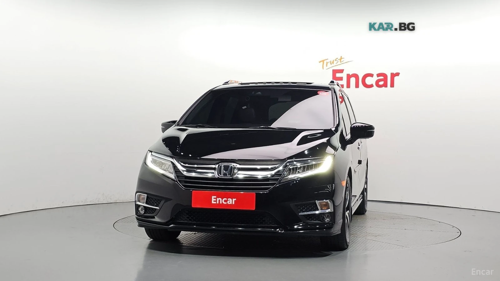 Honda Odyssey * * Distronic* * Camera* * Keyless* * Lane assist*, снимка 3 - Автомобили и джипове - 56702282